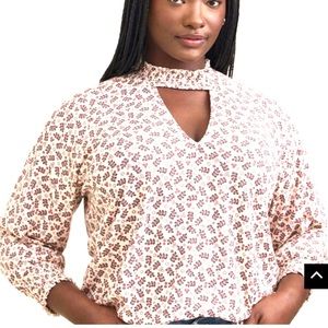 🌟SALE🌟🆕🌺TORRID Beautiful Choker Top🌺